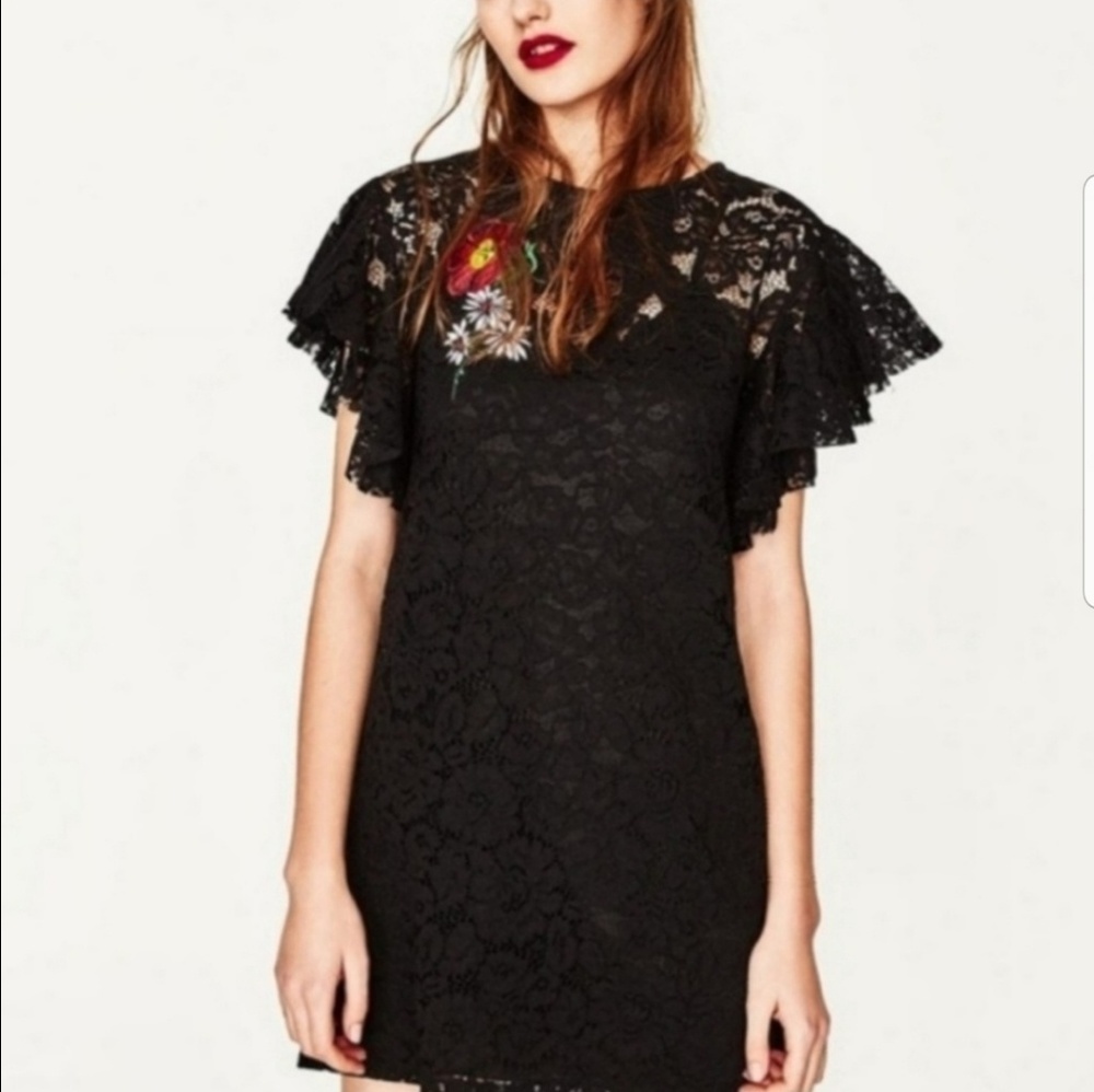 Zara • Black Floral Lace Dress